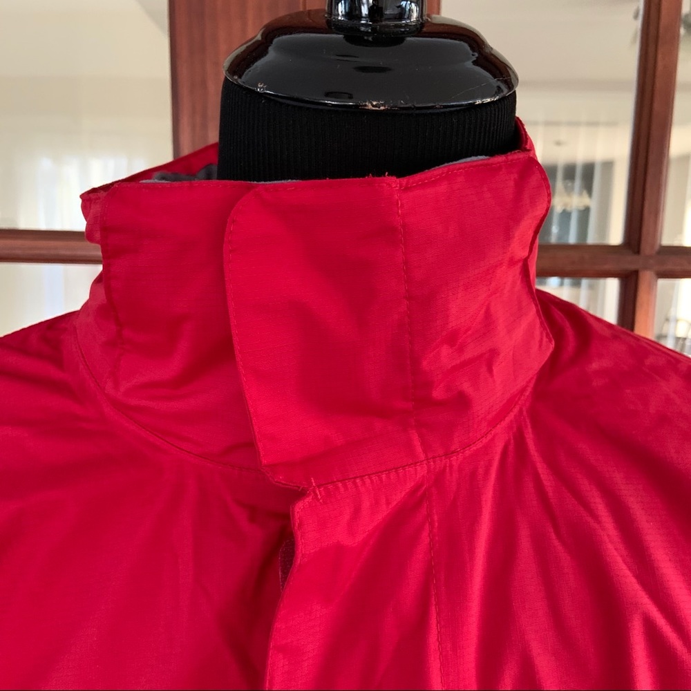 Helly Hansen Two Layer Outdoor Jacket - image 3